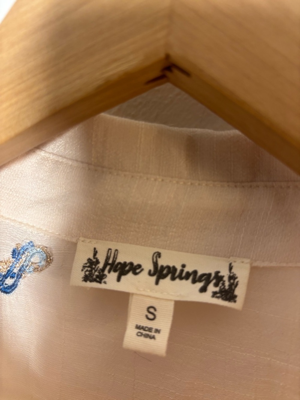 Hope Springs Anchor Sailing Embroidered Tiered Button-Down Shirt Size Small - Picture 4 of 9